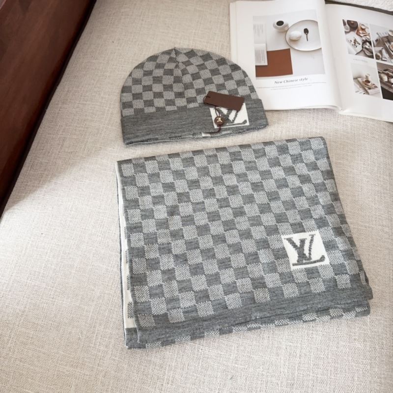 Louis Vuitton Caps Scarfs